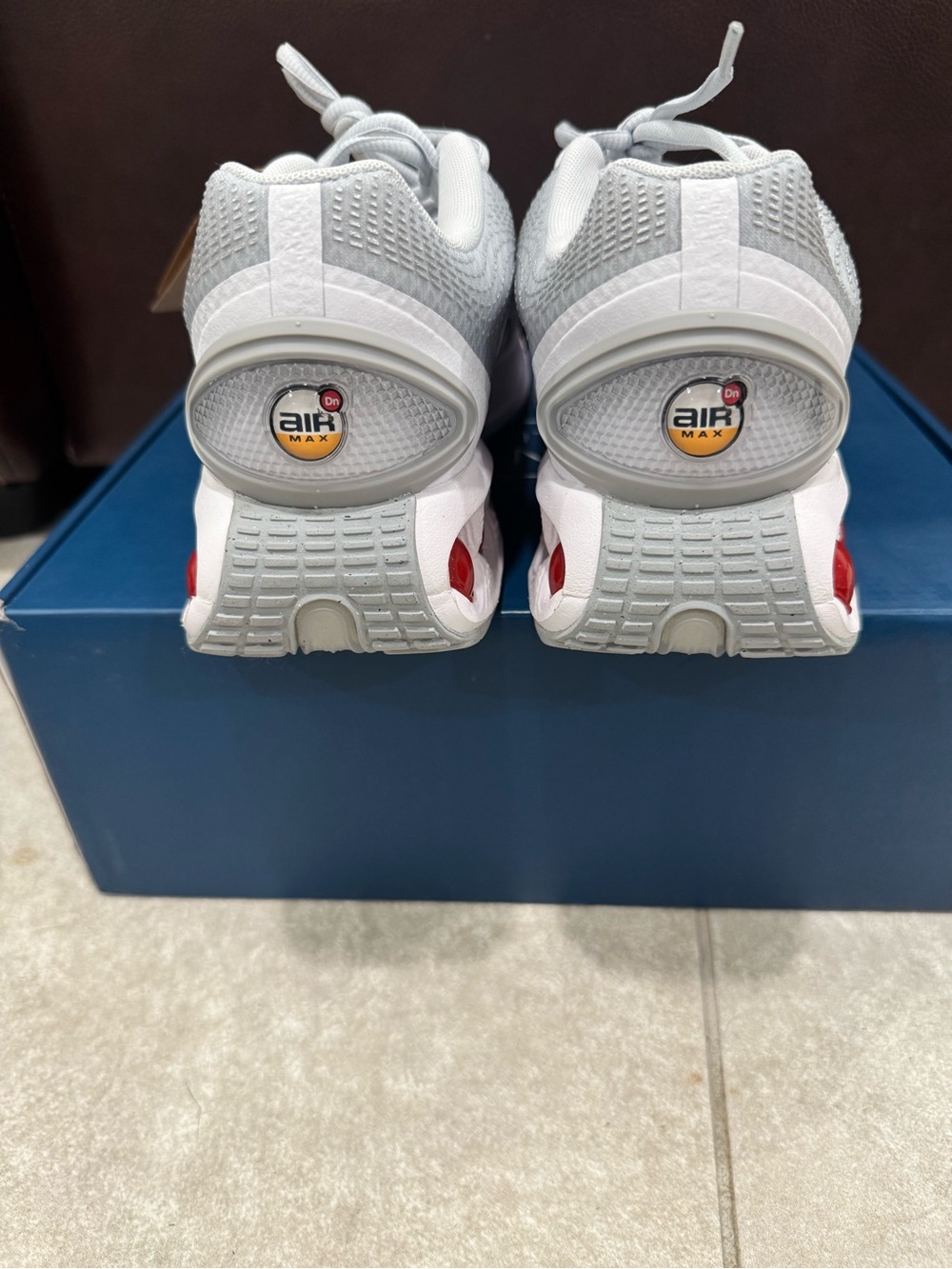 Size 10-Nike Air Max Dn Pure Platinum Metallic Silver - Picture 4 of 7
